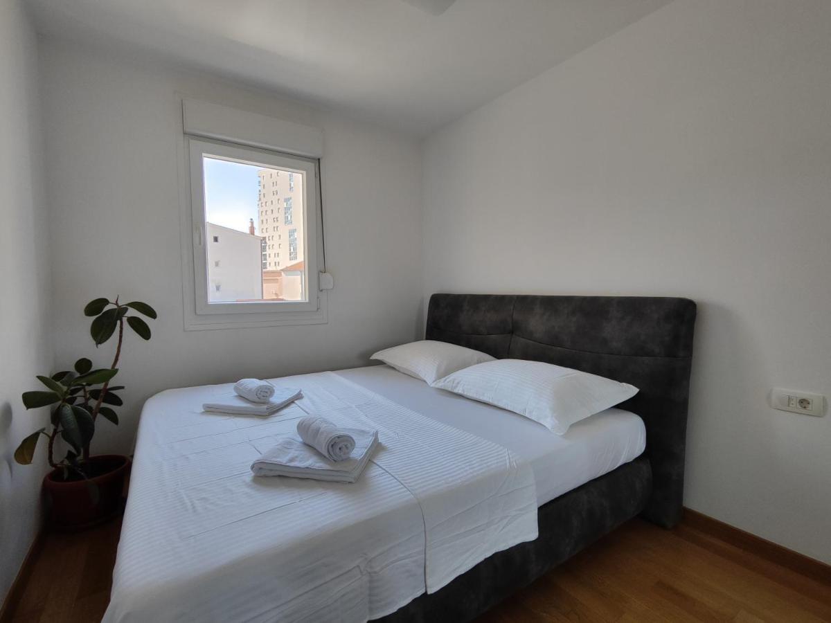 Lucy Apartment Split Luaran gambar